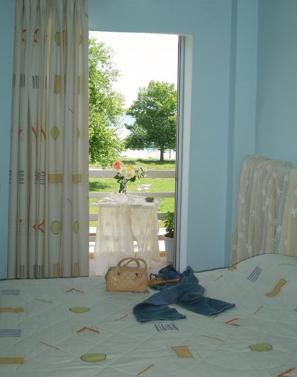 Hotel Florakis Livanátai 部屋 写真